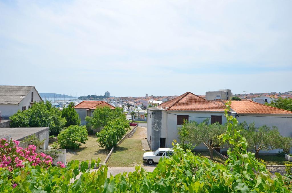 Apartments Marija Near Center Vodice Exterior foto