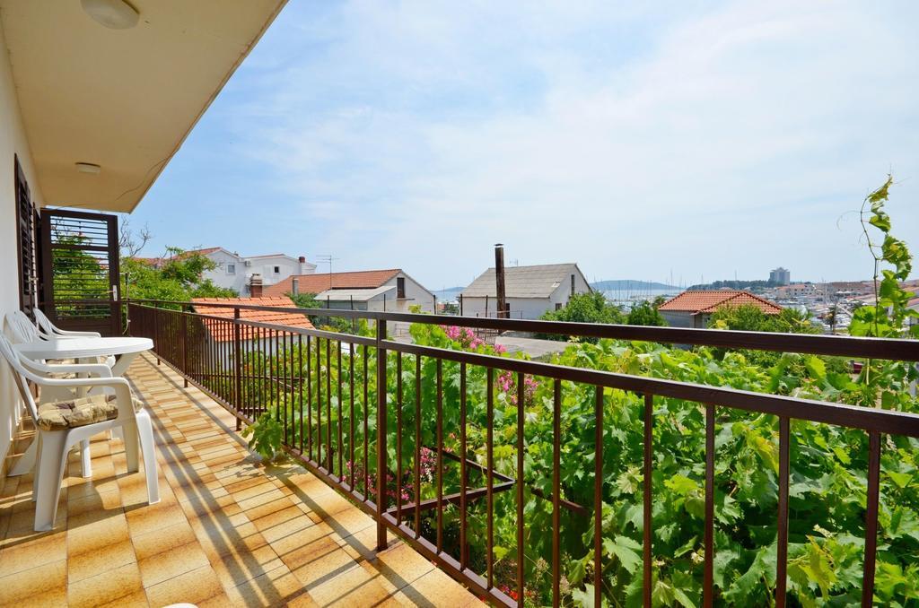 Apartments Marija Near Center Vodice Exterior foto