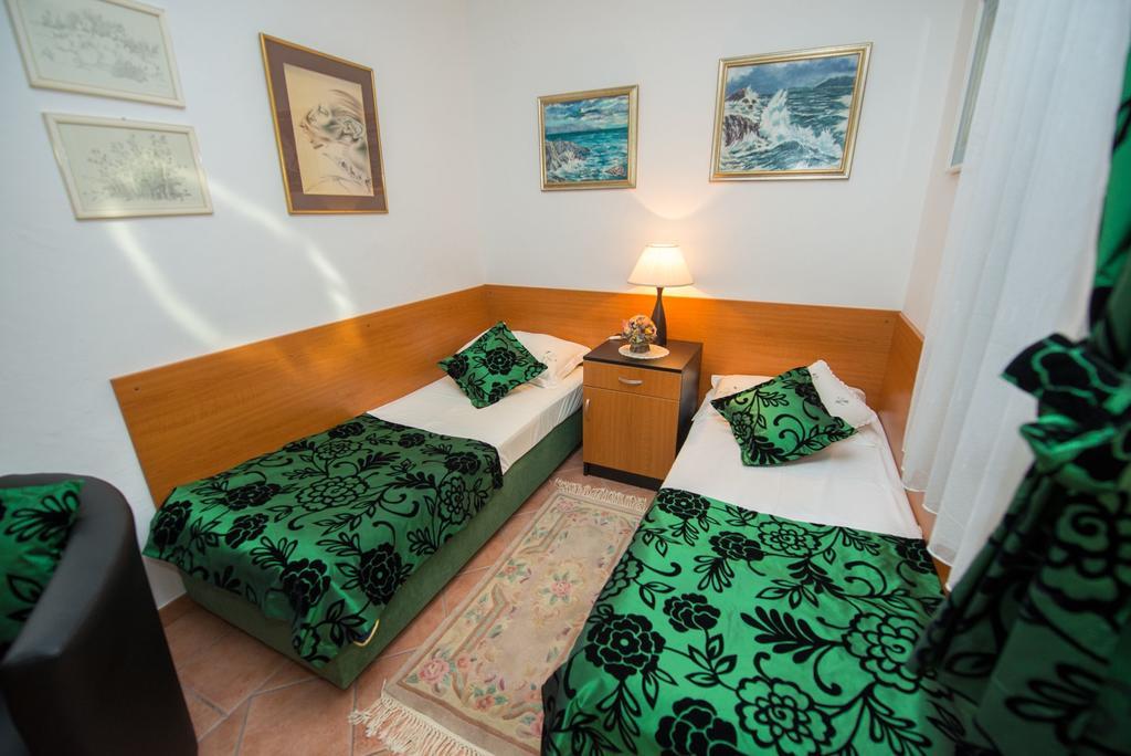 Apartments Marija Near Center Vodice Exterior foto