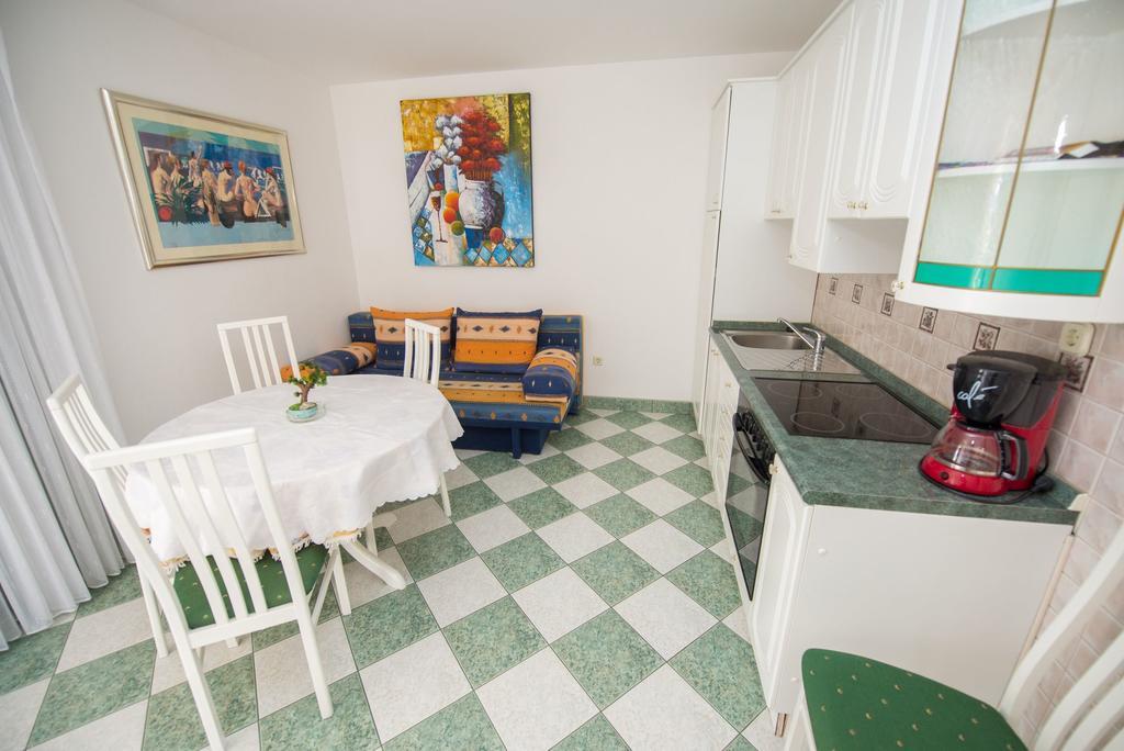 Apartments Marija Near Center Vodice Exterior foto