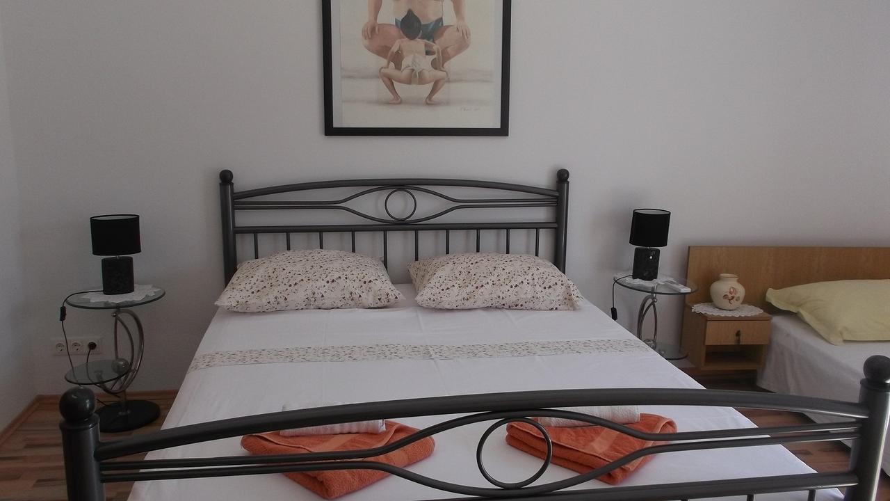Apartments Marija Near Center Vodice Quarto foto