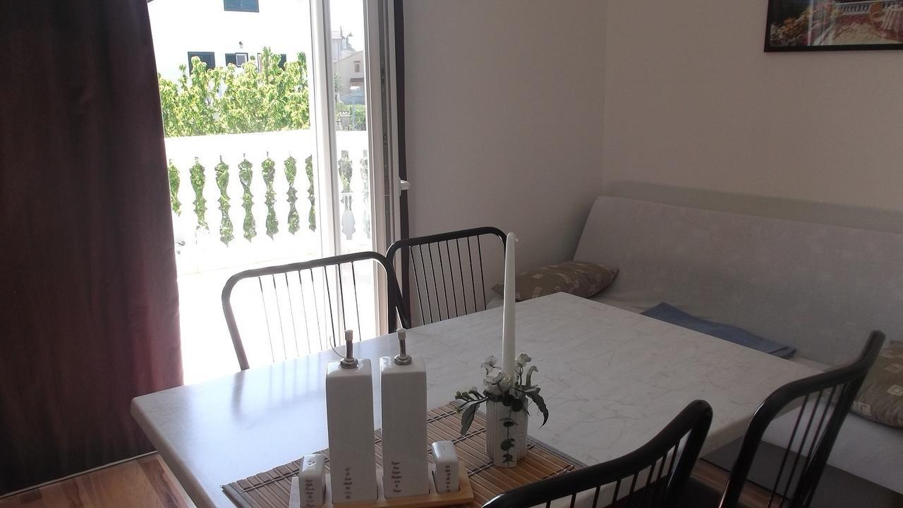 Apartments Marija Near Center Vodice Quarto foto