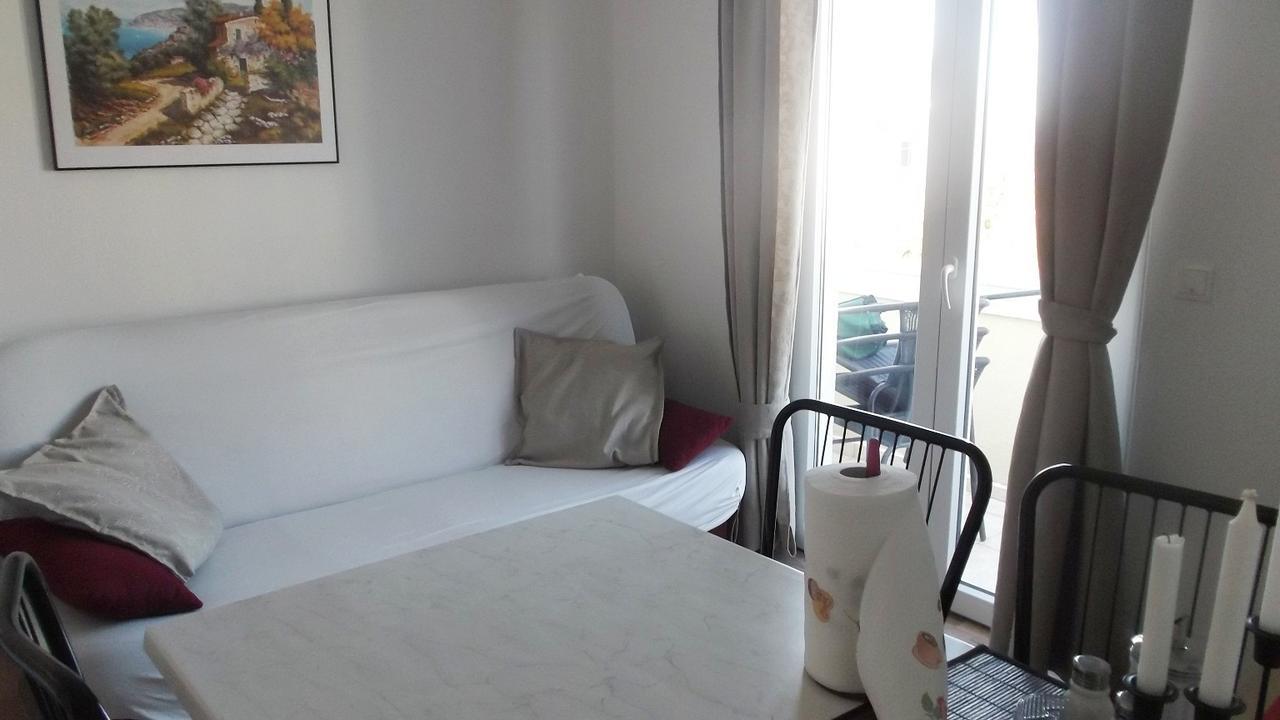 Apartments Marija Near Center Vodice Quarto foto